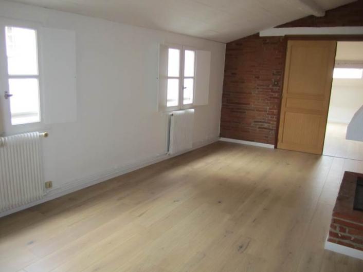 HYPER CENTRE T3 ANCIEN 65 M²